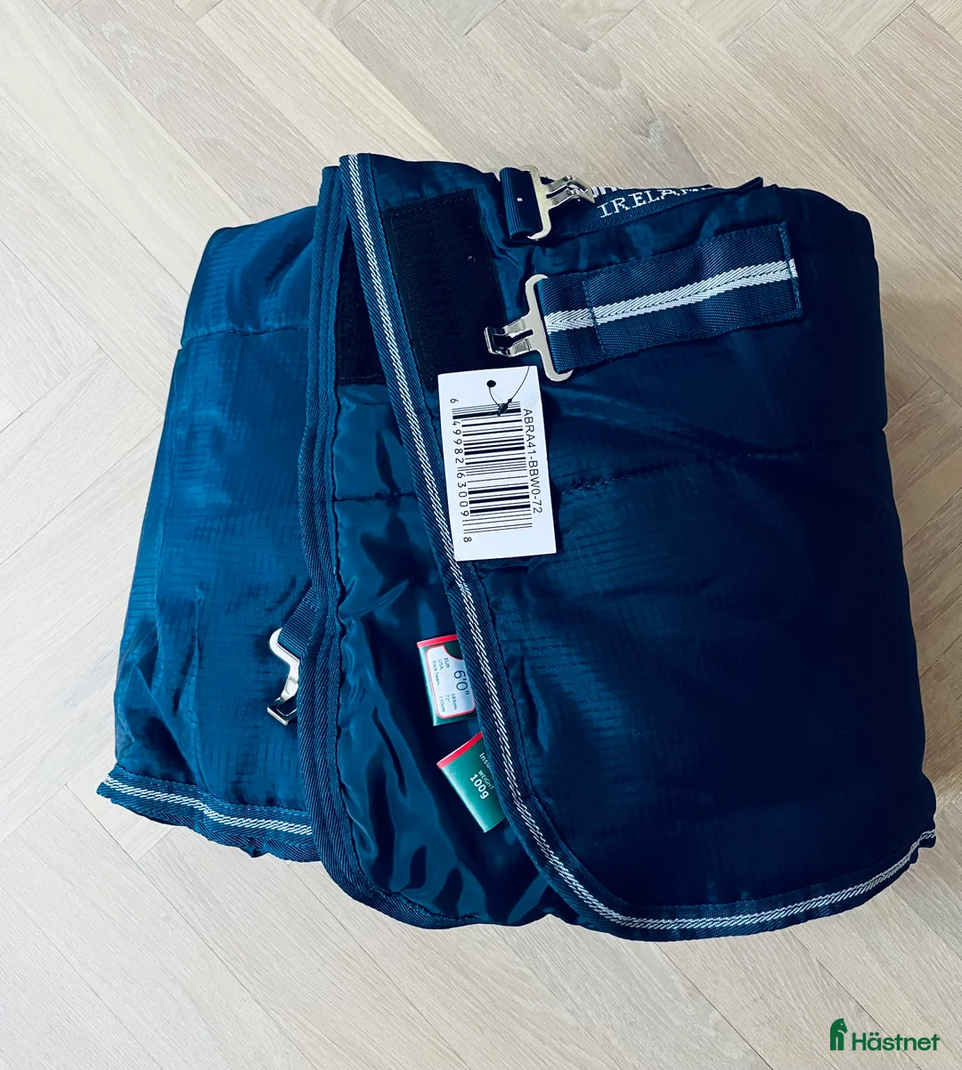 Täcken hästutrustning till salu: Oanvänd Amigo Insulator 100g i Stockholm - Annons 2