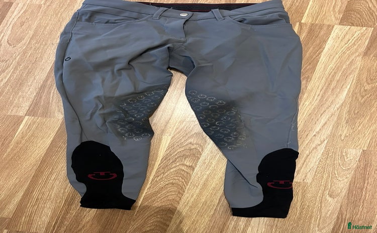 Ridbyxor ryttarutrustning till salu i Ytterby - Annons 11