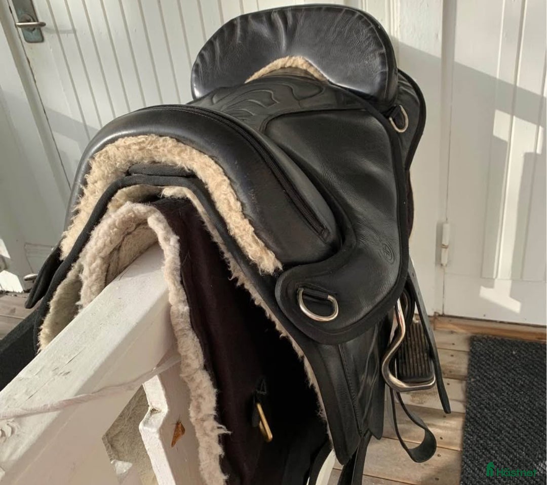 Sadlar hästutrustning till salu: Bomulls sadel i Sundsvall - Annons 1