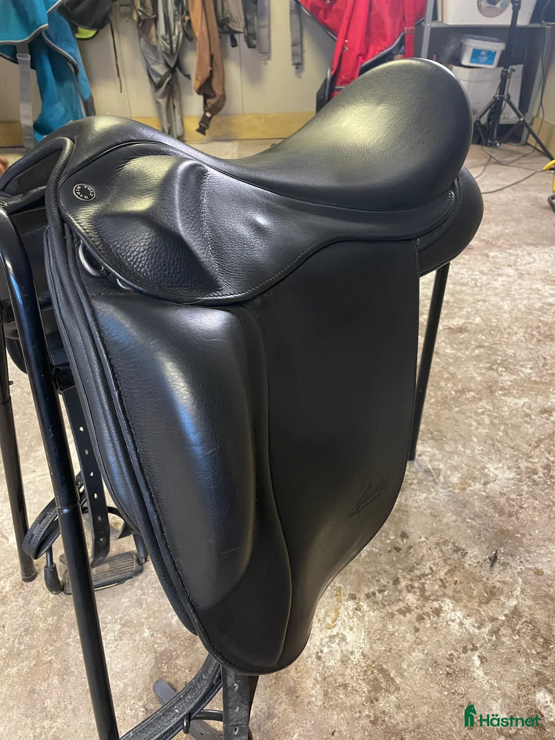 Sadlar hästutrustning till salu: Fin & välskött ULLstoppad Töltrider Glampi  - Annons 5