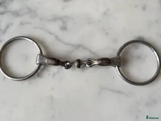 Bett hästutrustning Bombers 12,5 i Stockholm - Annons 2