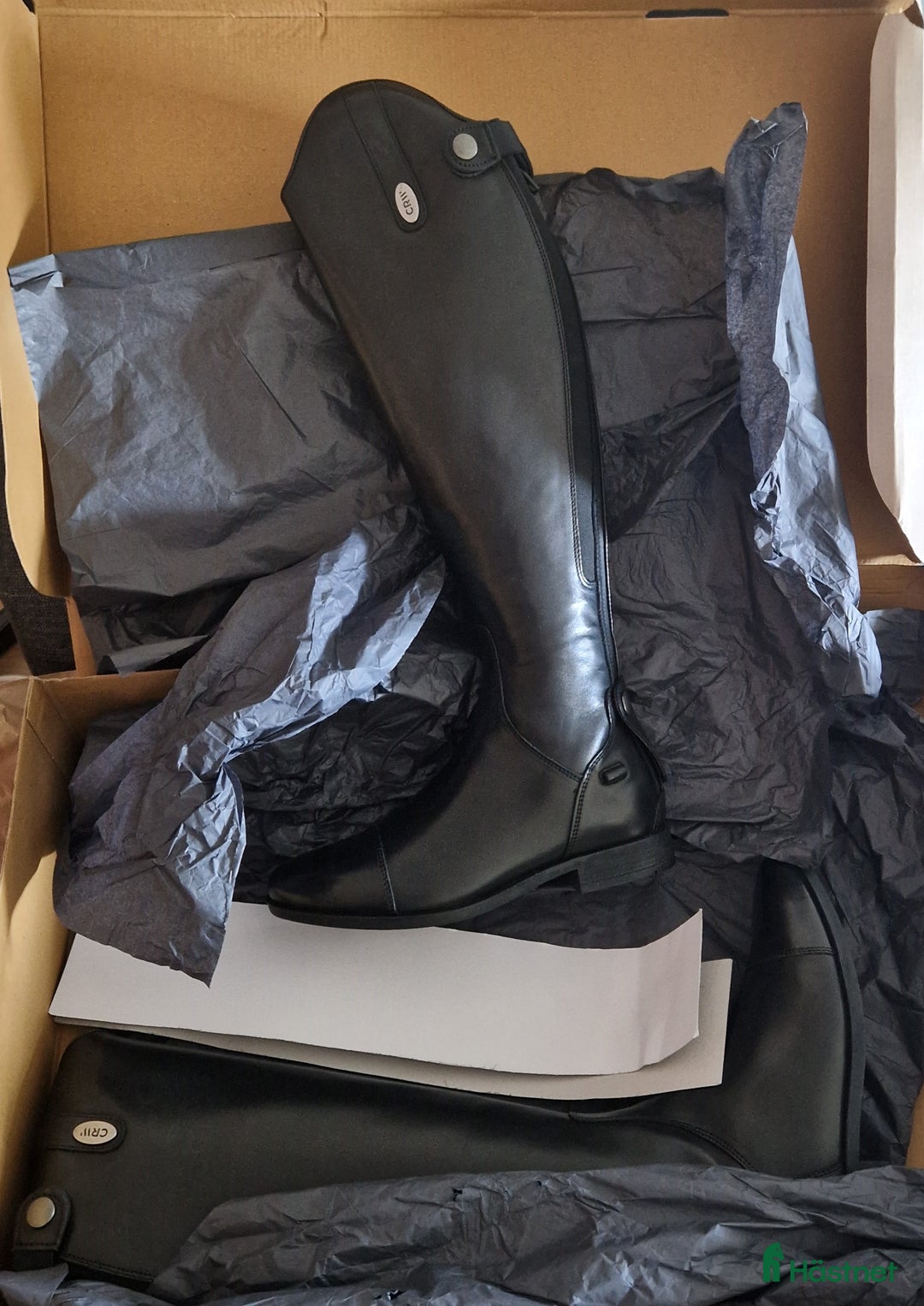 Ridstövlar ryttarutrustning till salu: Nya Arezzo i Kristianstad - Annons 1