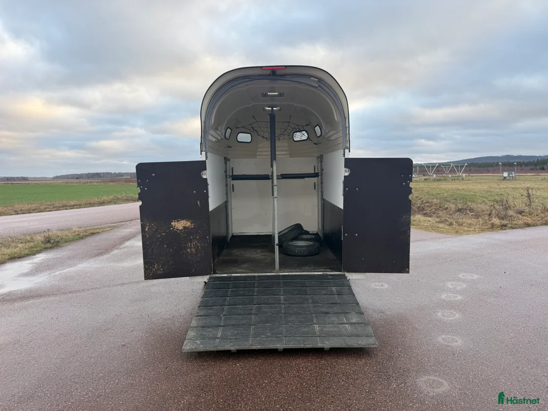 Hästtransporter  fordon & transport till salu: Boj 216SEH -11 - Annons 3