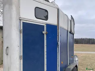 Hästtransporter fordon & transport till salu: Söker Ifor Williams 2 hästar i Trollhättan - Annons 1