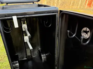 Övrig utrustning övrig utrustning till salu: Sadelskåp - Annons 3