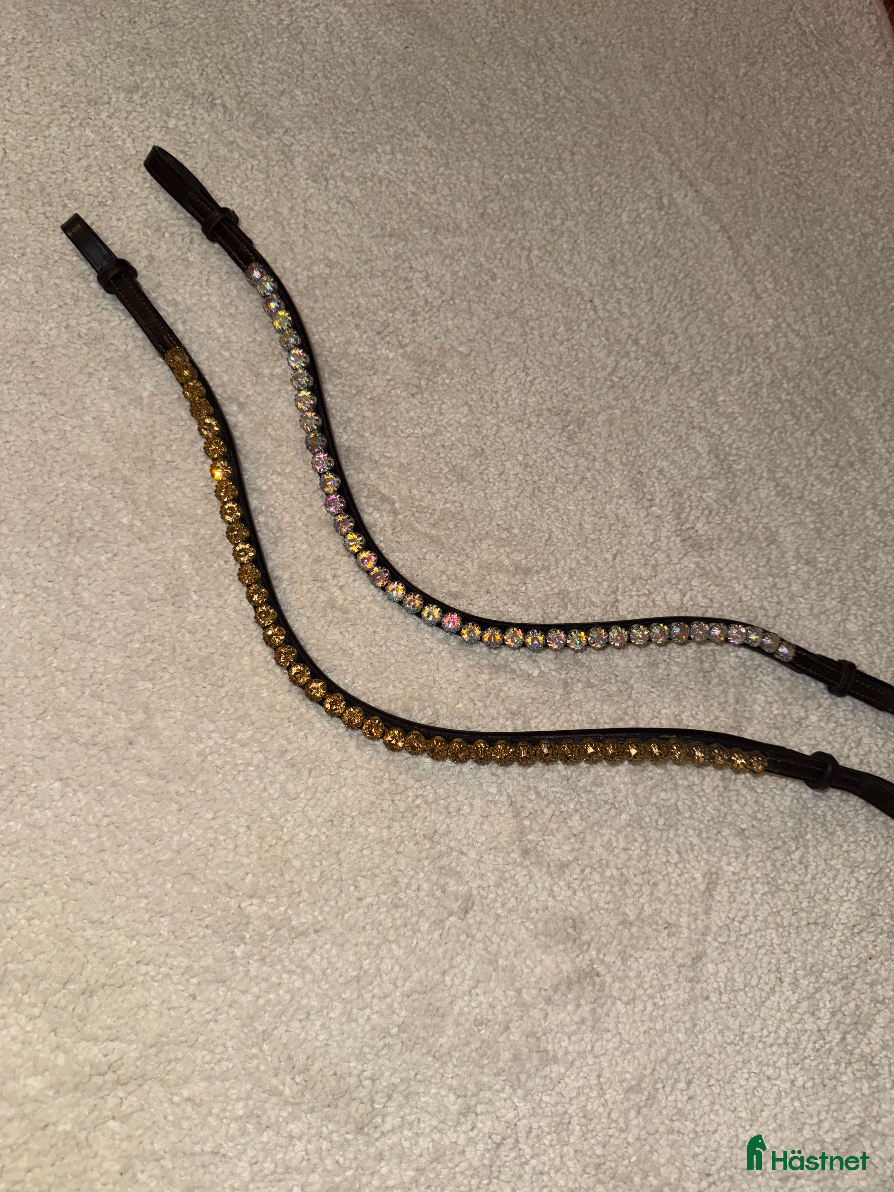 Träns hästutrustning till salu: Superfina pannband✨ i Gävle - Annons 1