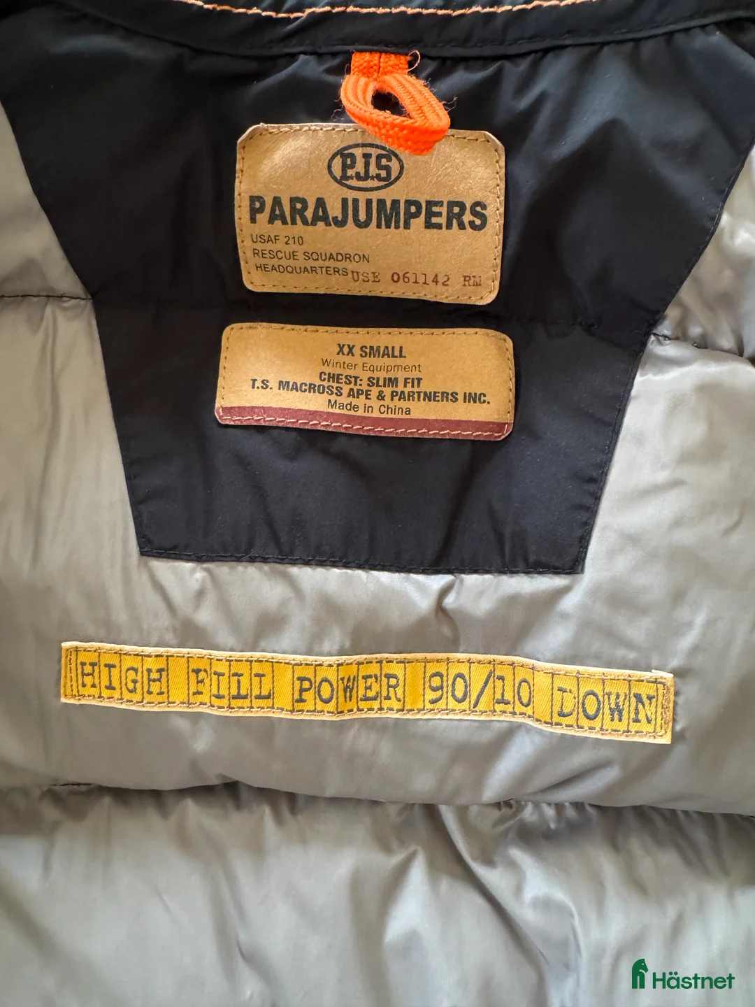 Jackor & Kavajer ryttarutrustning till salu: Parajumpers dunjacka i Hjo - Annons 4