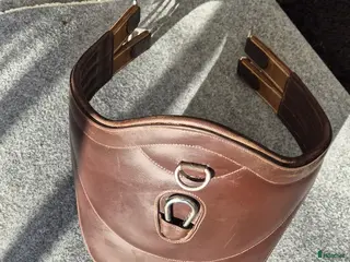 Sadeltillbehör hästutrustning Lippo magplatta sadelgjord, stl 125cm i Åkarp - Annons 20