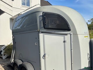 Hästtransporter fordon & transport till salu: Hästsläp Böckmann DUO R 2013 (DUY441) i Nättraby - Annons 1