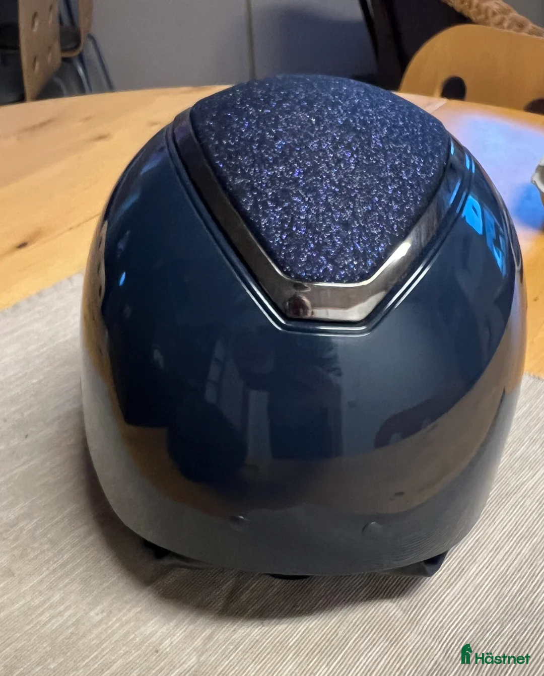 Hjälmar ryttarutrustning till salu: Superfin hjälm Charles Owen i Ödsmål - Annons 3