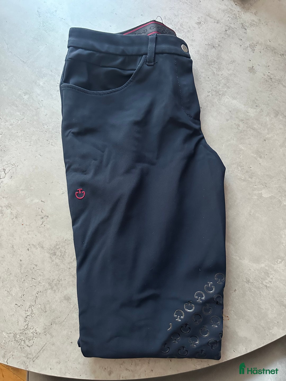 Ridbyxor ryttarutrustning till salu: Marinblå cavalleria toscana ridbyxa. i Nässjö - Annons 1