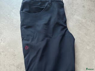 Ridbyxor ryttarutrustning till salu: Marinblå cavalleria toscana ridbyxa. i Nässjö - Annons 13