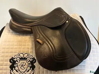 Sadlar hästutrustning Hoppsadel Ikonic Evolution 16,5" i Uppsala - Annons 15