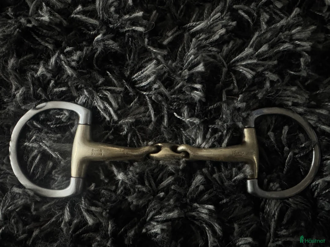 Bett hästutrustning till salu: Sprenger bett i Björklinge - Annons 1