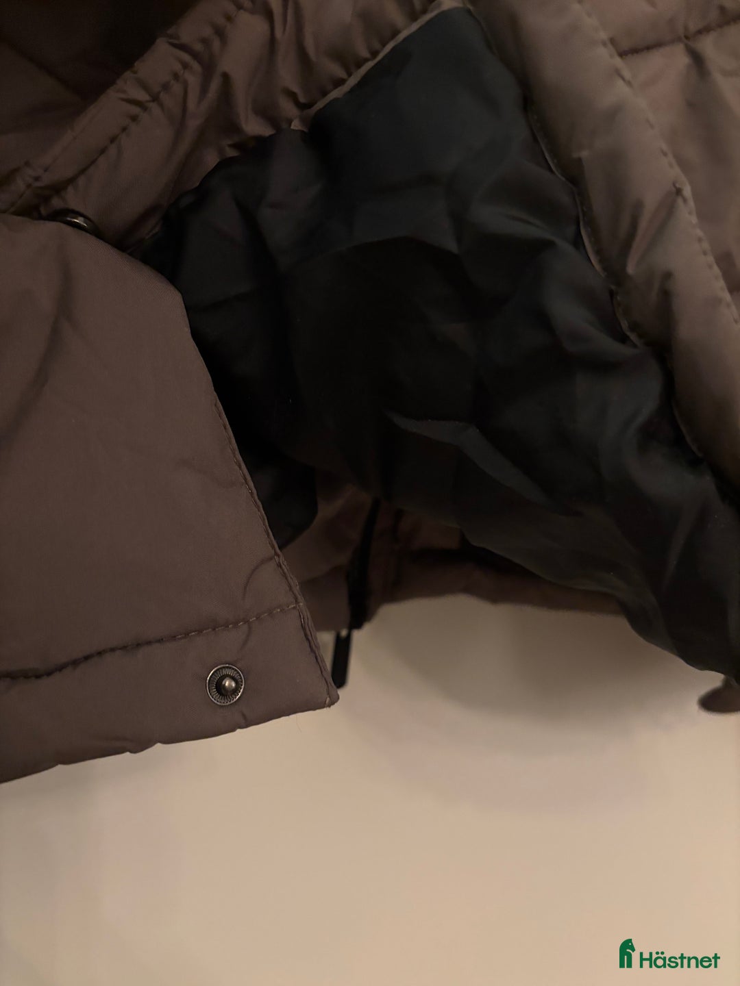 Jackor & Kavajer ryttarutrustning till salu: Oanvänd jacka från Equine. Storlek S i Stockholm - Annons 3