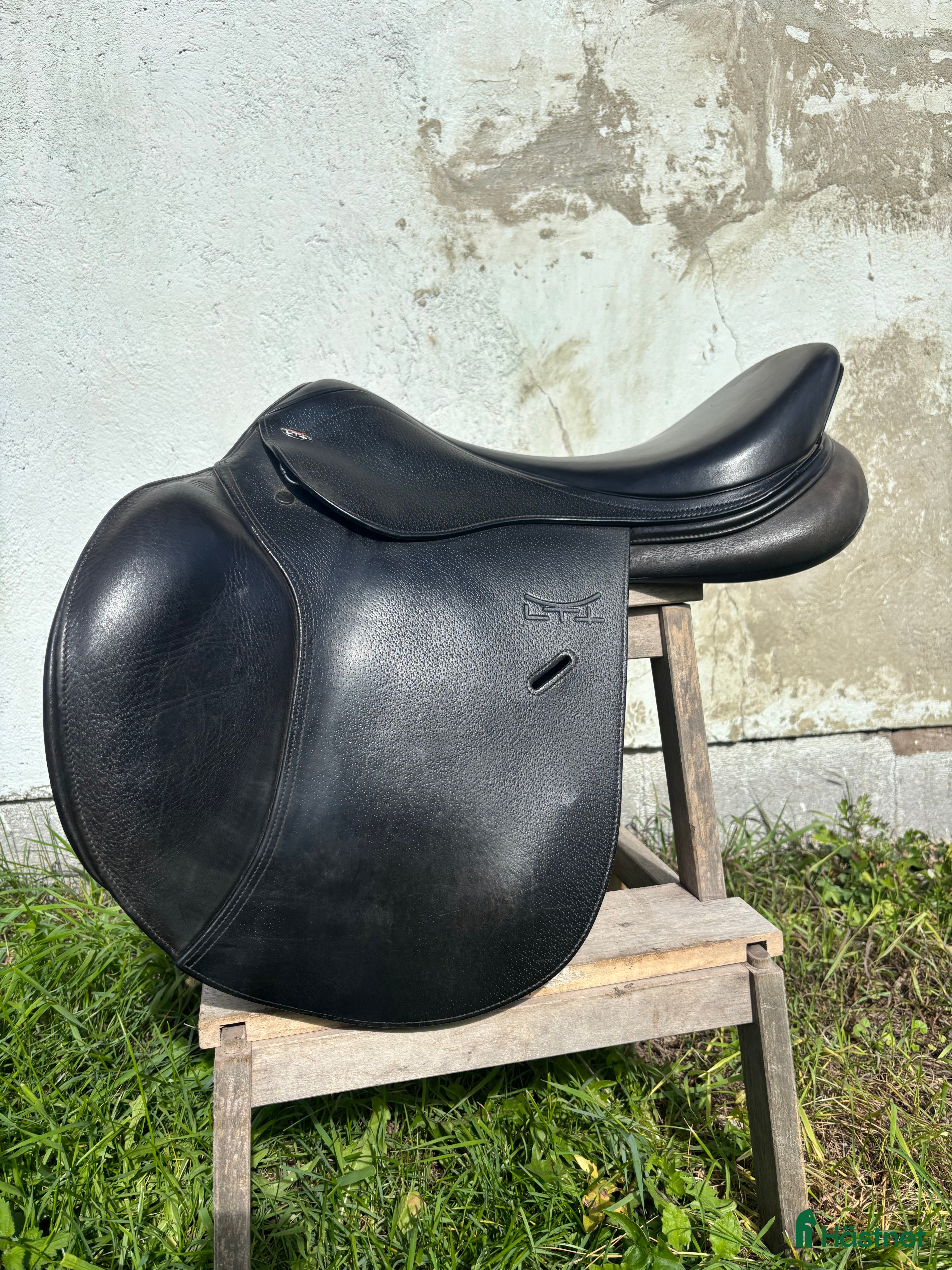 Sadlar hästutrustning till salu: Tekna letek+ i Rockneby - Annons 2