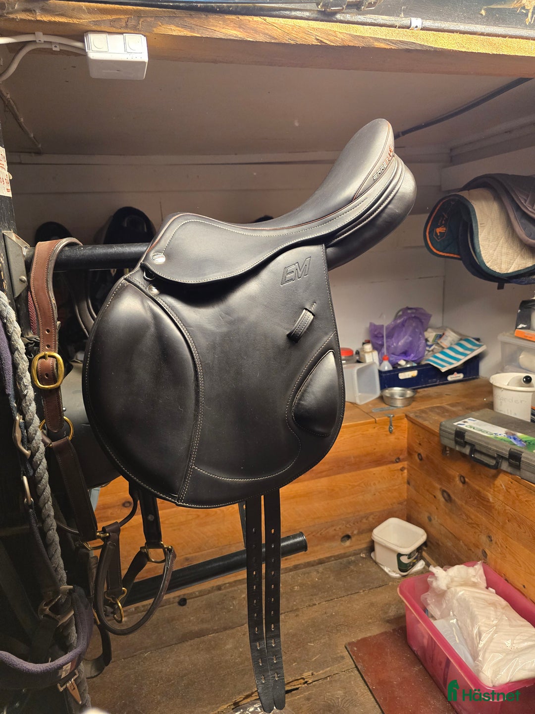 Sadlar hästutrustning till salu: Nästan ny Erreplus EM i Örsundsbro - Annons 2