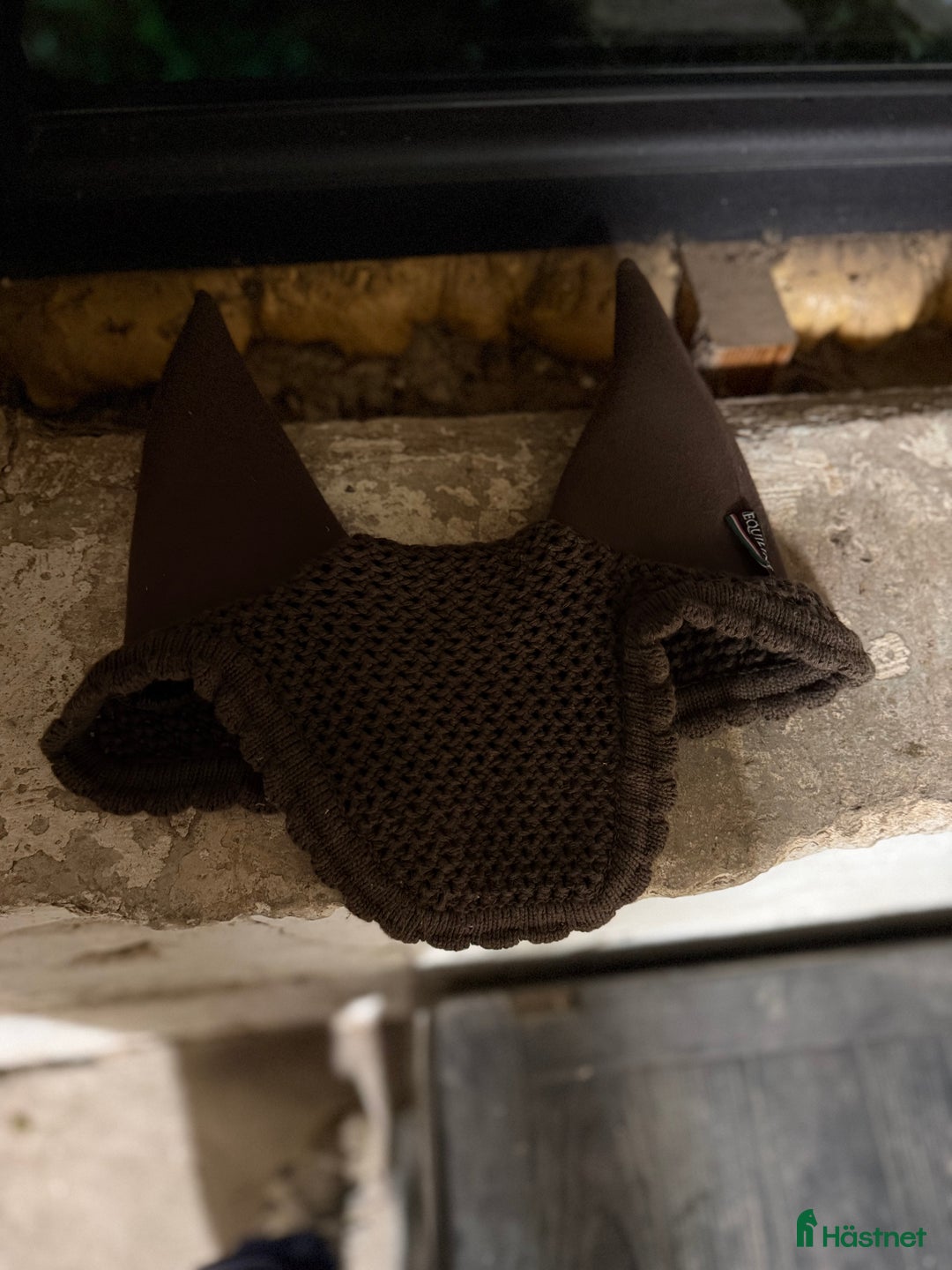 Övrig Hästutrustning hästutrustning till salu: equiline soundless huva brun i Tierp - Annons 1