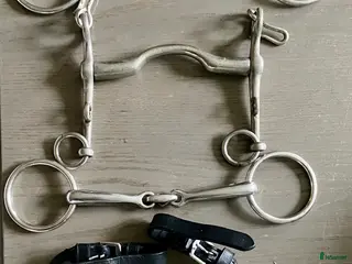 Bett hästutrustning Olika bett i storlek 14,5. i Halmstad - Annons 3