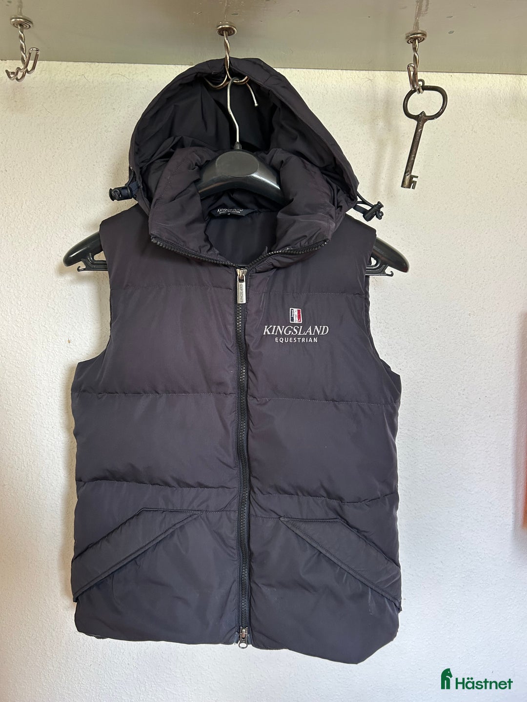 Övrig Ryttarutrustning ryttarutrustning till salu: Kingsland classic väst i Klintehamn - Annons 1