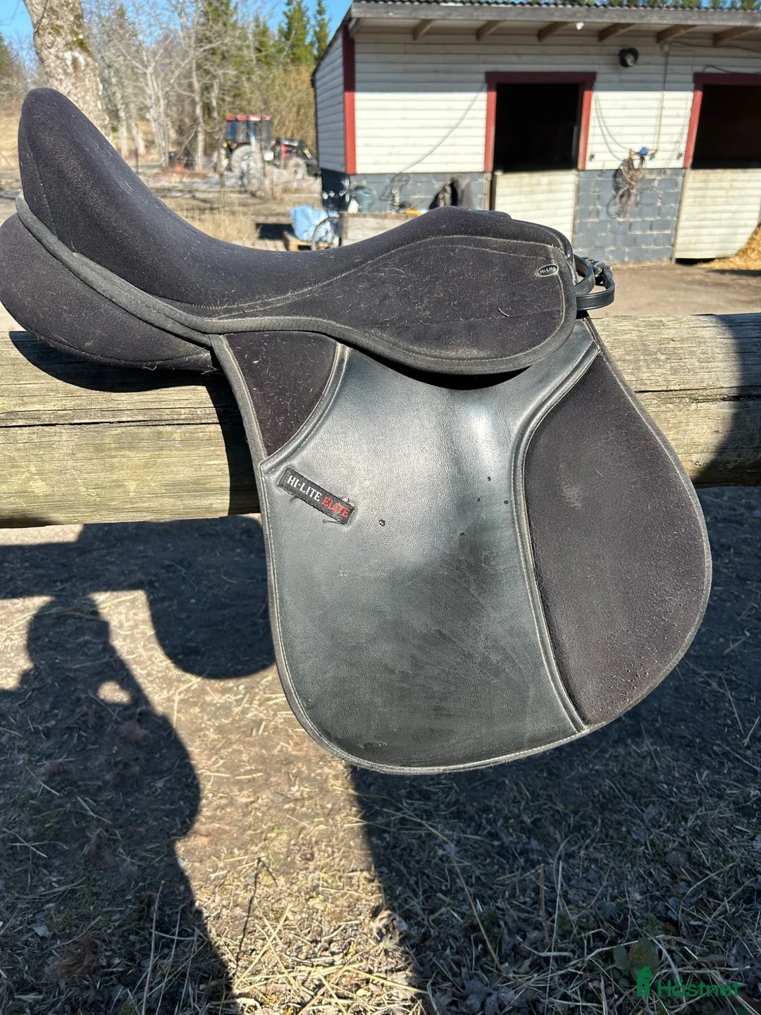 Sadlar hästutrustning till salu: Hi-Lite Elite - Annons 1