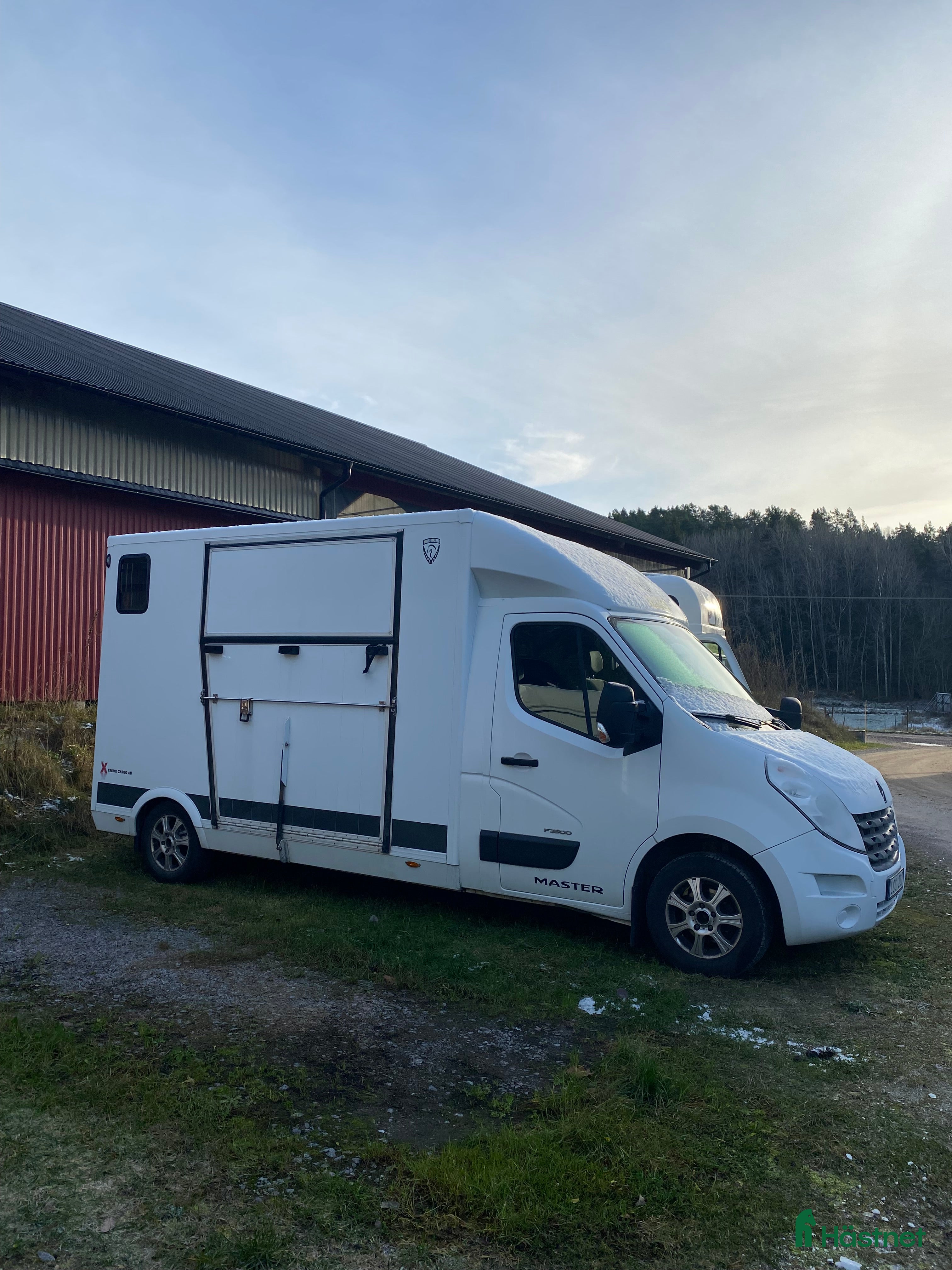 Hästlastbilar  fordon &amp; transport till salu: B-korts hästlastbil med hög lastvikt i Norrköping - Annons 21