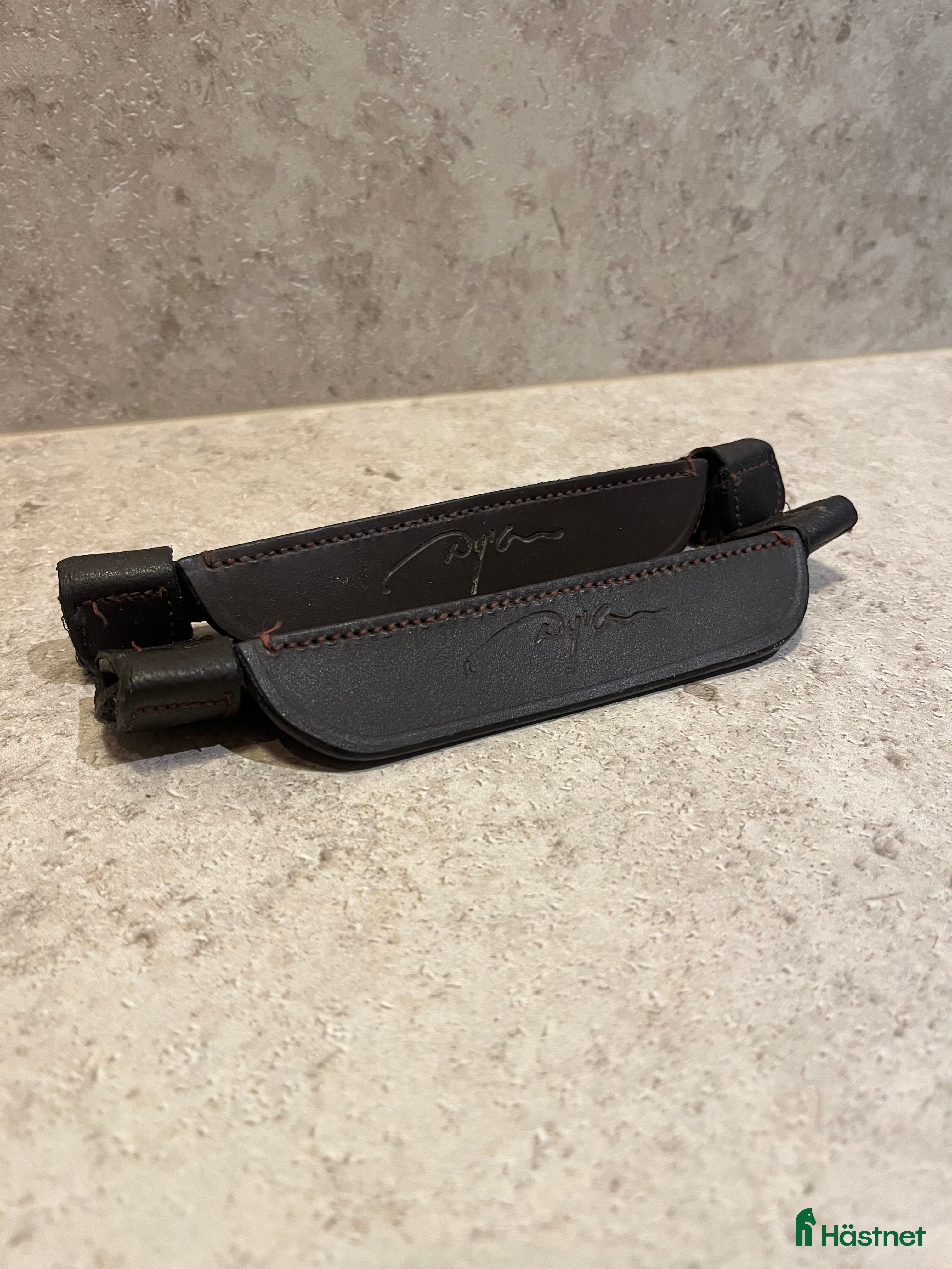 Övrig Hästutrustning hästutrustning till salu: Dyon blinkers  i Allerum - Annons 11