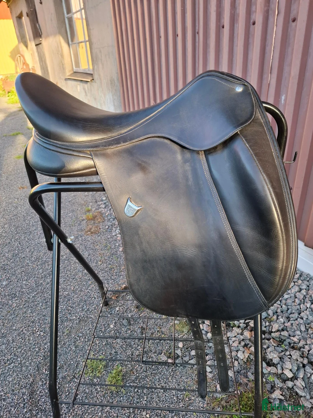 Sadlar hästutrustning till salu: Skön dressyrsadel - Annons 2