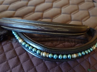 Sadeltillbehör hästutrustning till salu: Schabrak, sadelgjordar mm. i Västra Frölunda - Annons 5