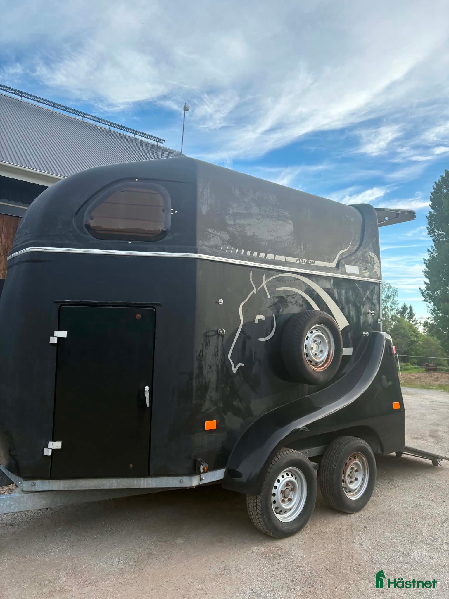 Hästtransporter  fordon & transport till salu: Cheval liberte - Annons 2