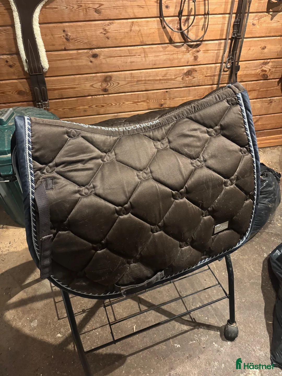 Schabrak & Vojlockar hästutrustning till salu: Equestrian Stockholm schabrak  - Annons 1