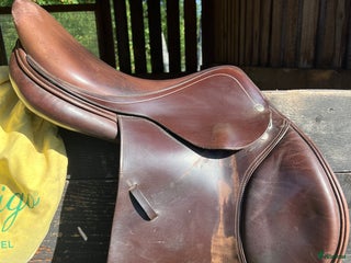 Sadlar hästutrustning till salu i Perstorp - Annons 1