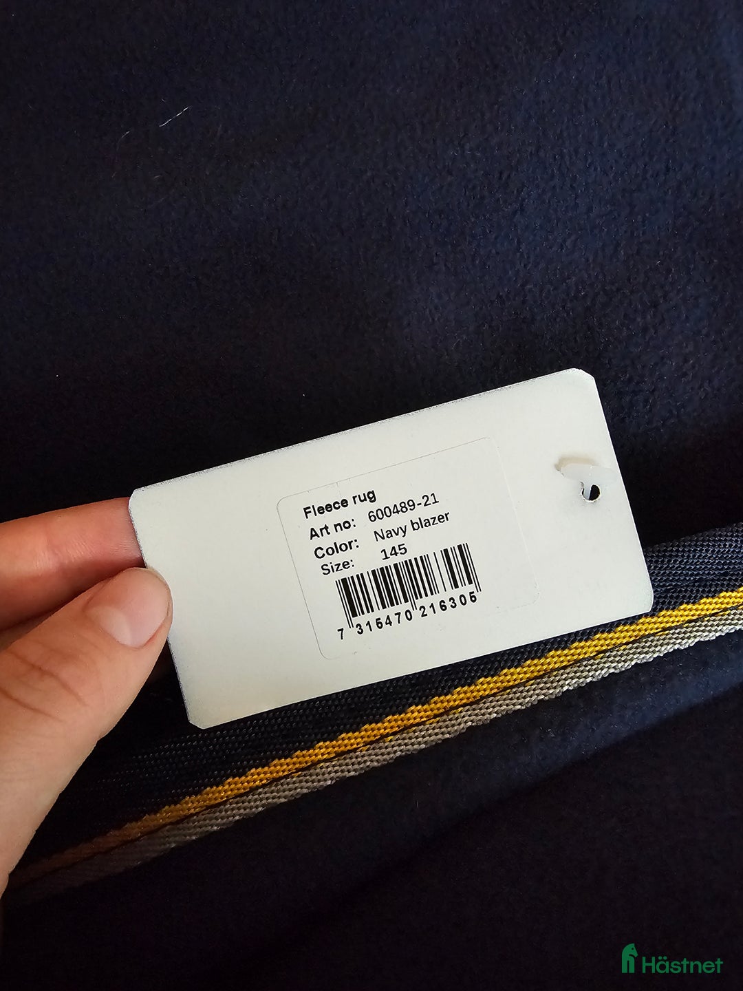 Täcken hästutrustning till salu: Mörkblått trinity fleectäcke i Arvika - Annons 5