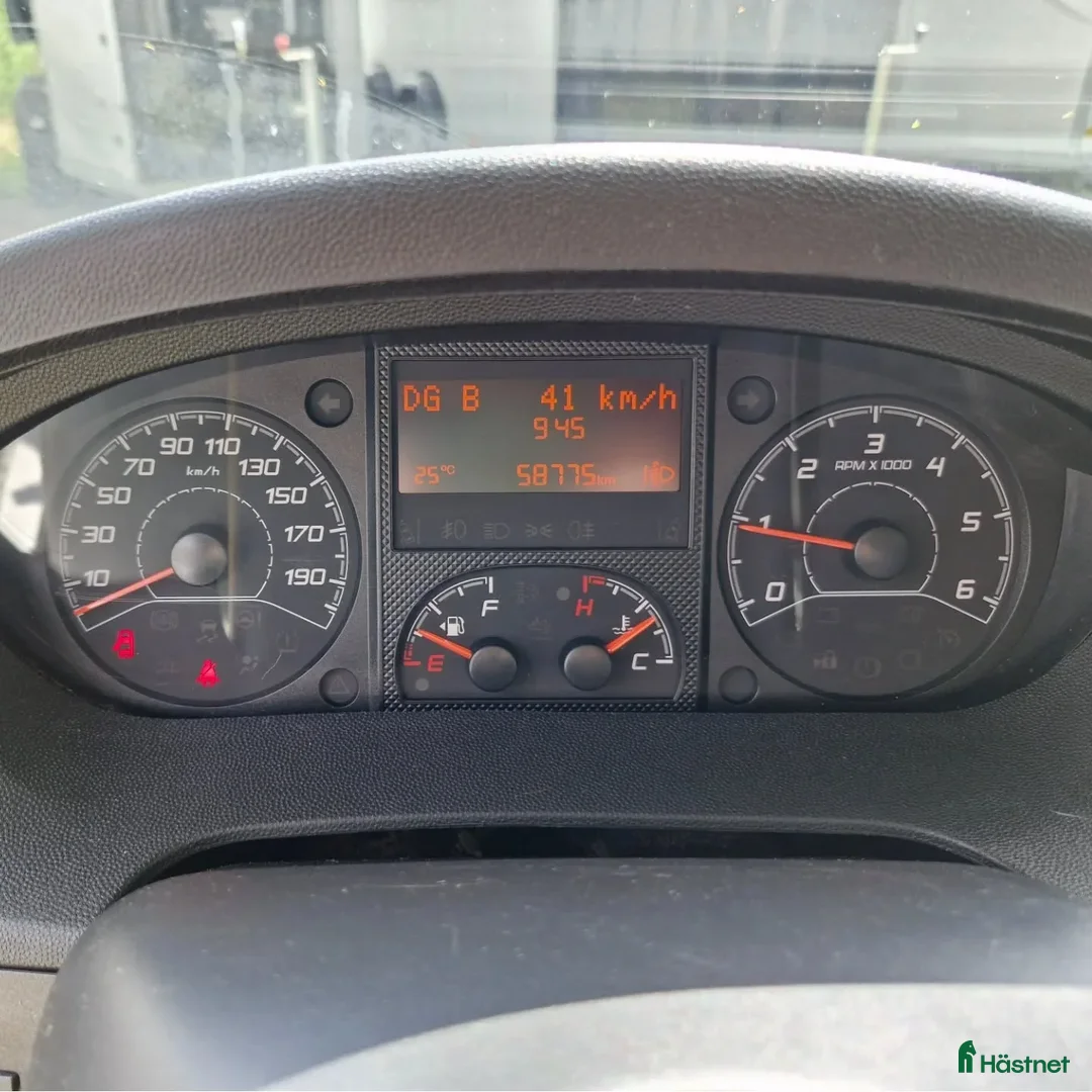 Hästtransporter  fordon & transport till salu:  Peugeot Boxer MSG Stablehopper i Borås - Annons 13