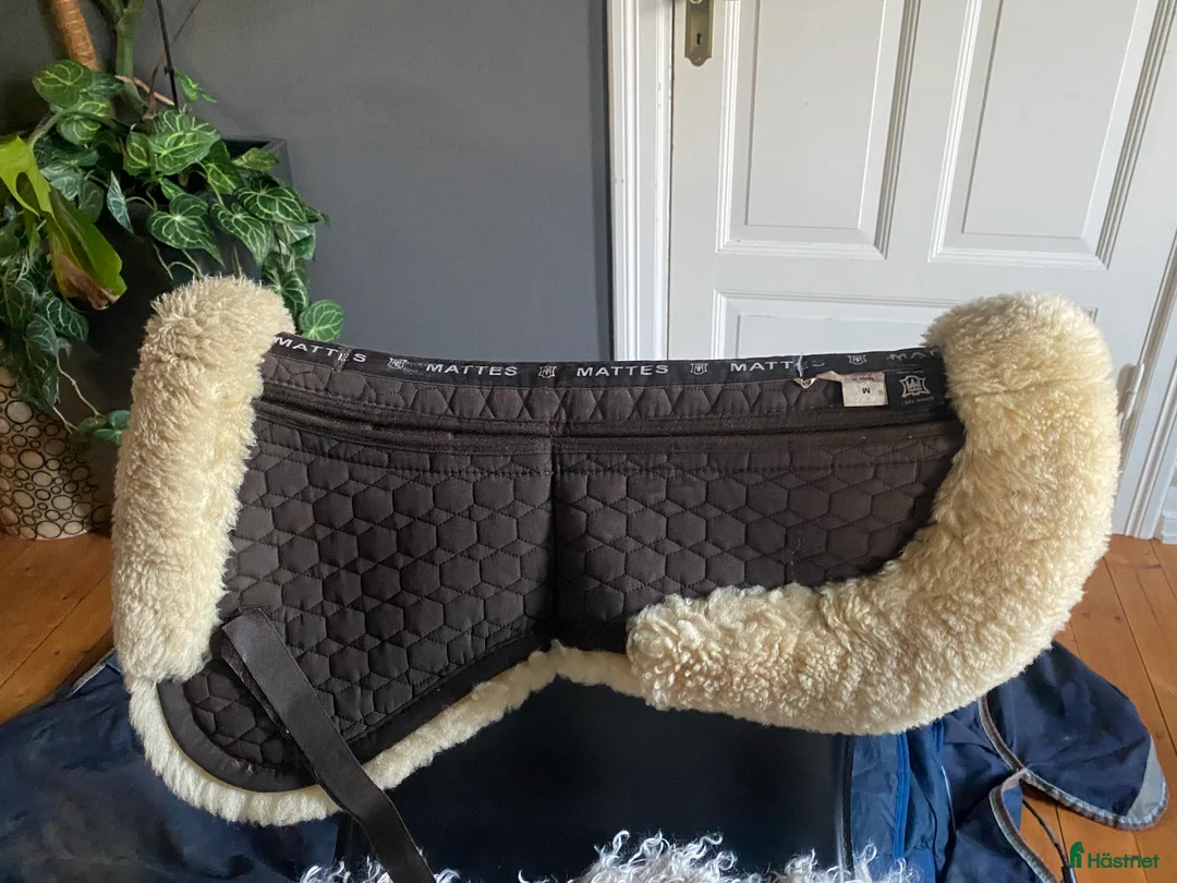 Sadeltillbehör hästutrustning till salu: Mattes korrektions pad - Annons 2