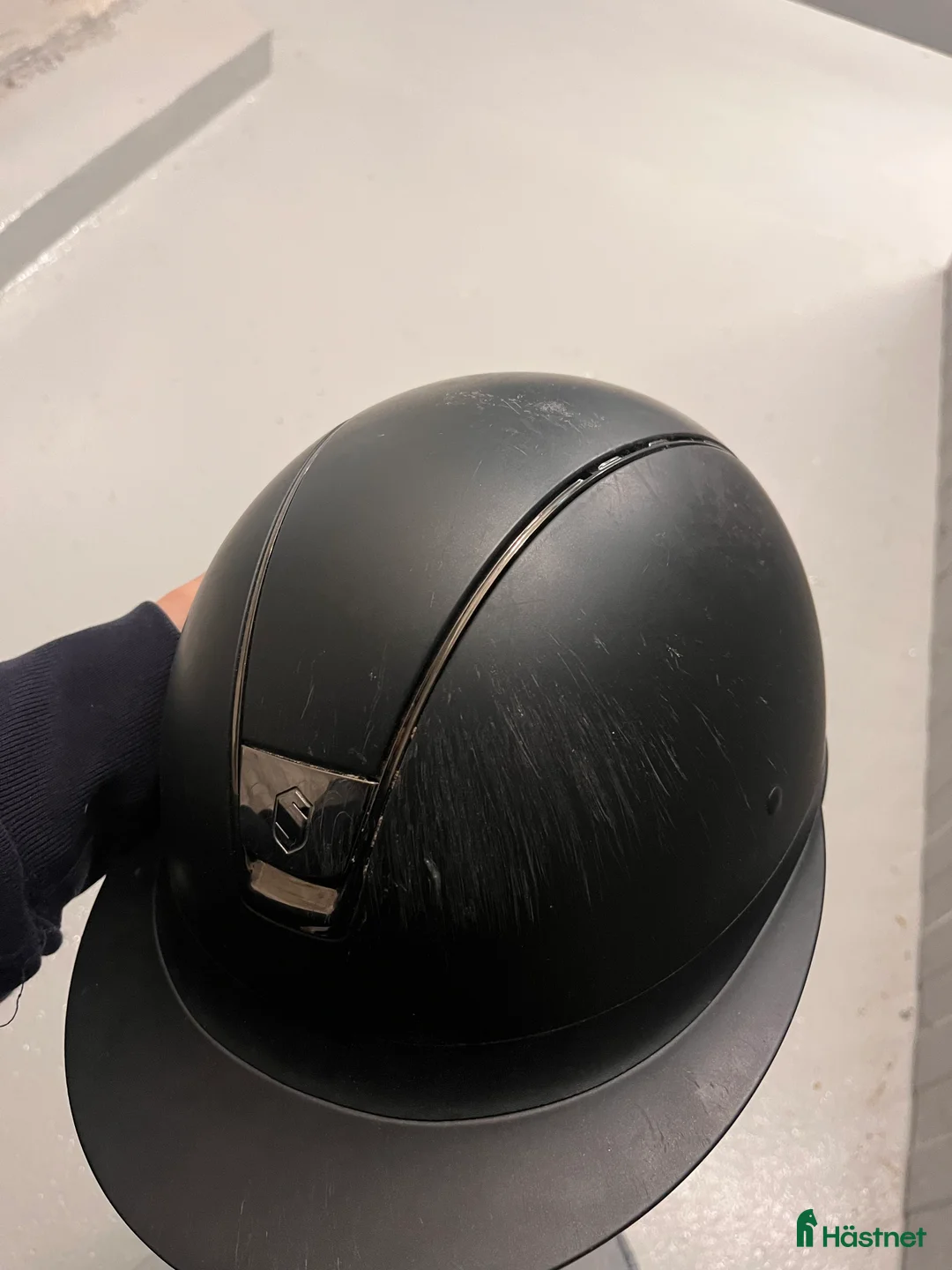 Hjälmar ryttarutrustning till salu: Begagnad Samshield hjälm i Stockholm - Annons 3