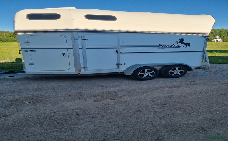 Hästtransporter  fordon & transport till salu i Motala - Annons 11