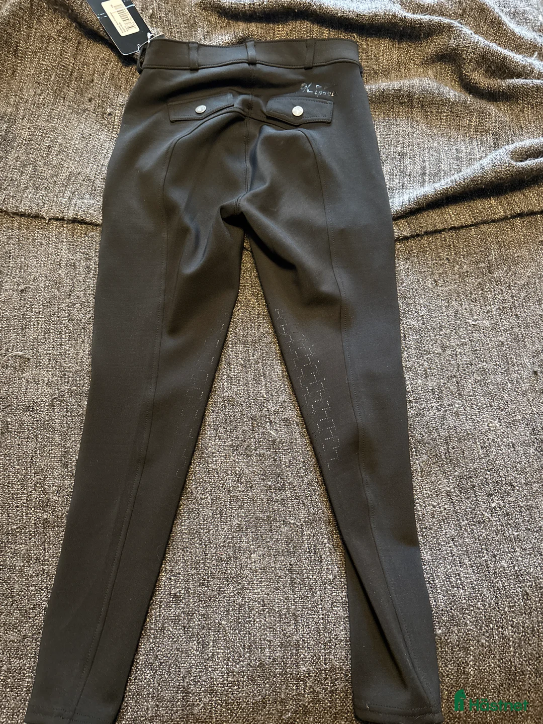 Ridbyxor ryttarutrustning till salu: Ridbyxor kille i Västerås - Annons 2