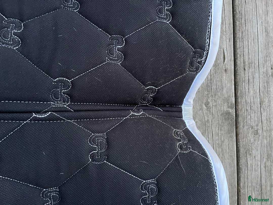 Schabrak & Vojlockar hästutrustning till salu: Fint PS of SWEDEN schabrak!  i Västervik - Annons 7