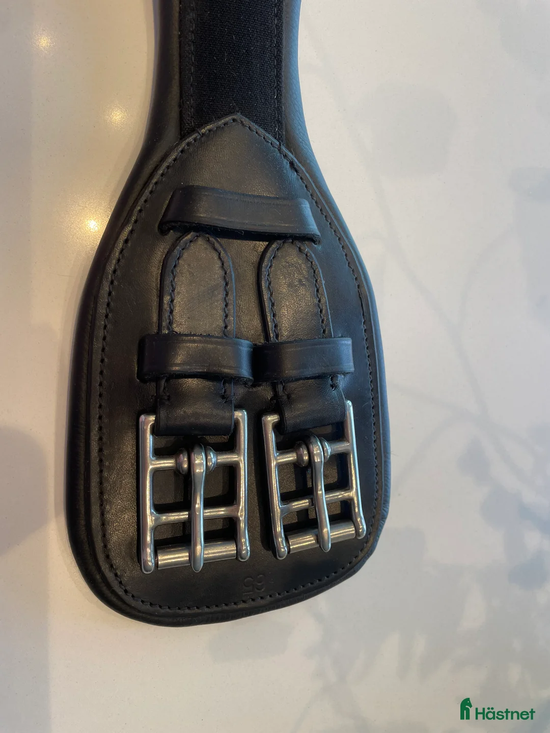 Sadeltillbehör hästutrustning till salu: Dressyrgjord svart equiline i Ekerö - Annons 2