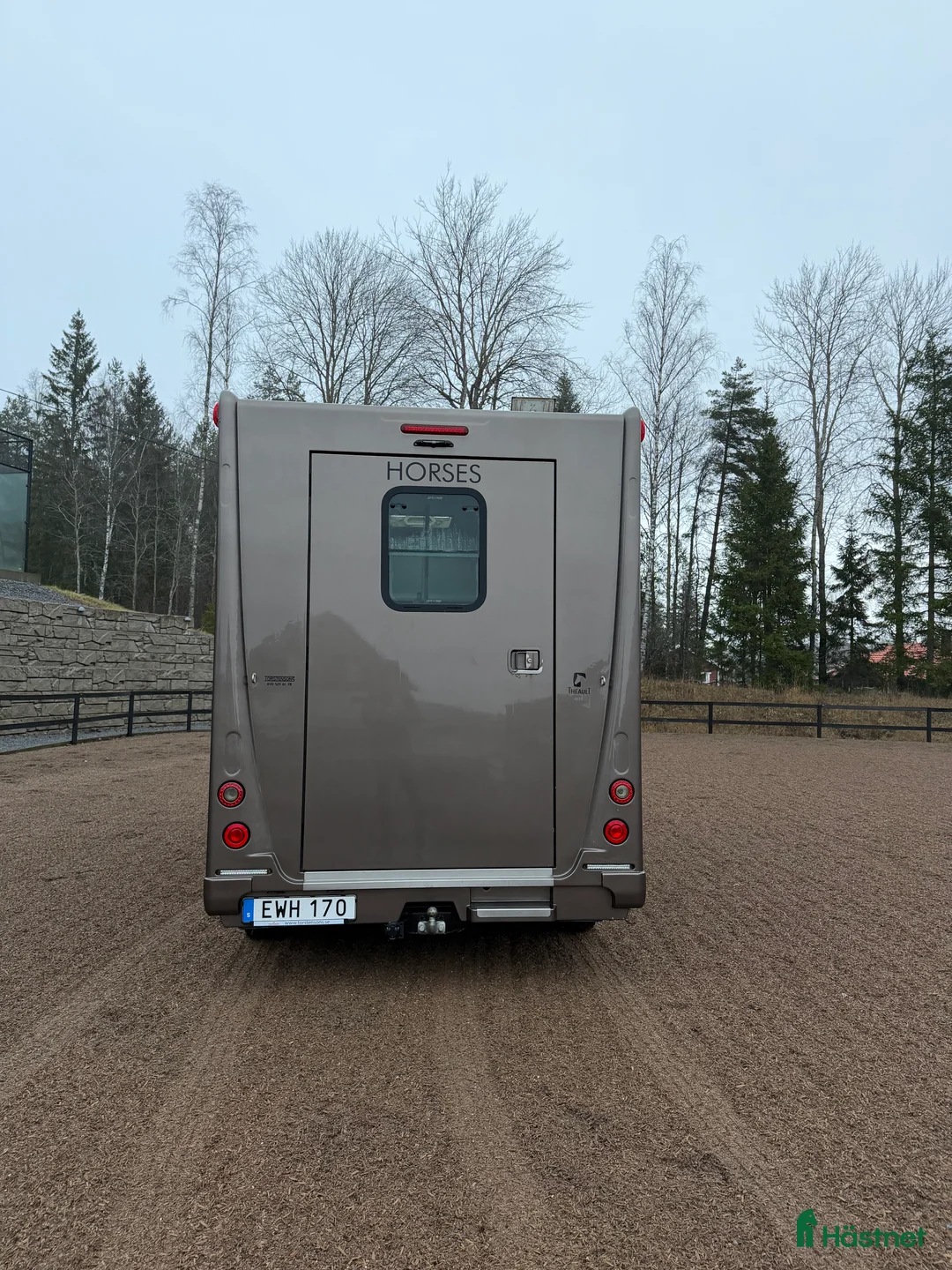 Hästlastbilar  fordon & transport till salu: Mycket fin theault proteo 5 Hästlastbil  i Västerås - Annons 5