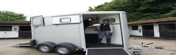 Hästtransporter  fordon & transport till salu: Ifor Williams HB 403 - Annons 13