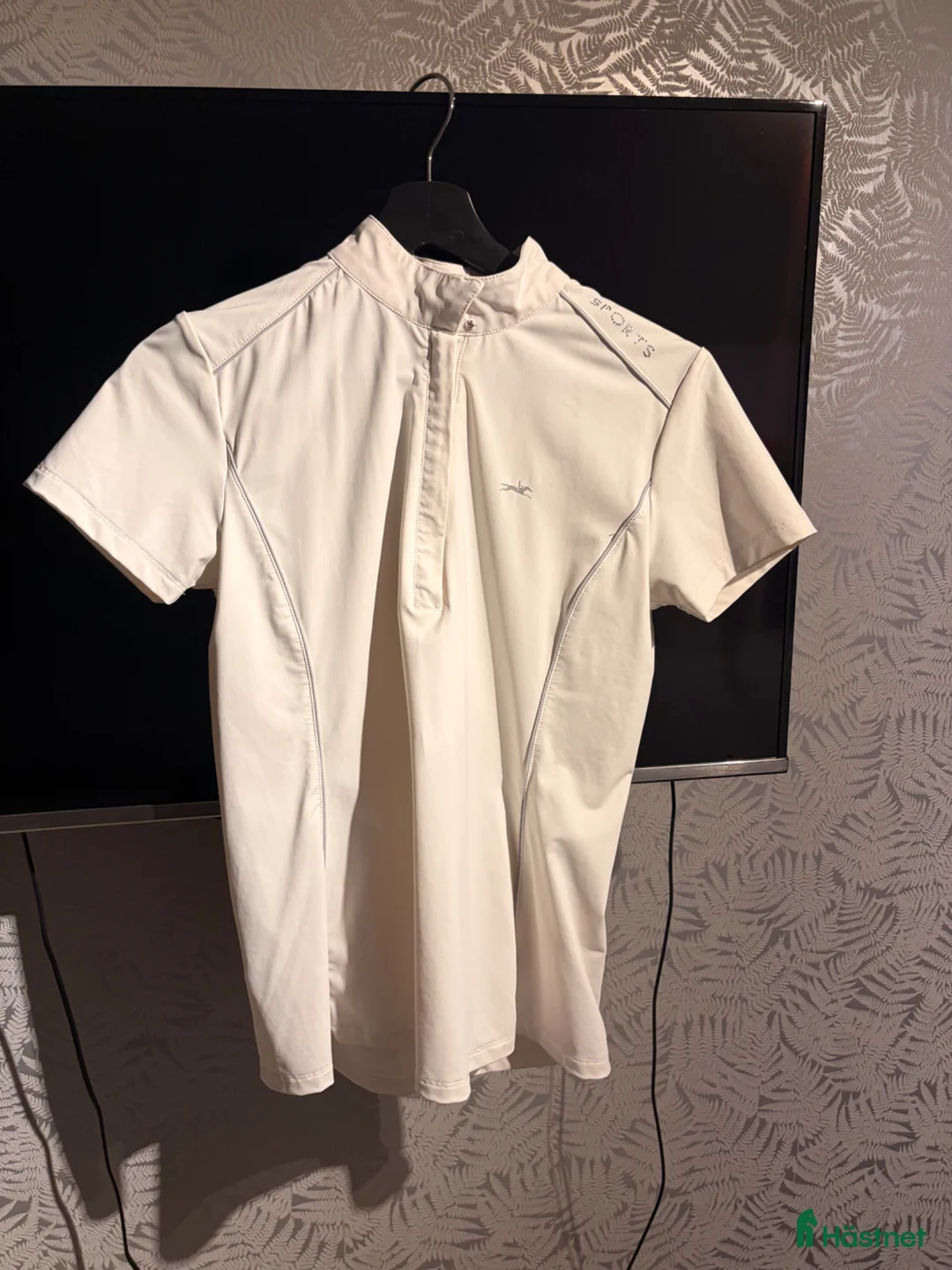 Övrigt Ridkläder ryttarutrustning till salu: Tävlings tröja - Annons 1