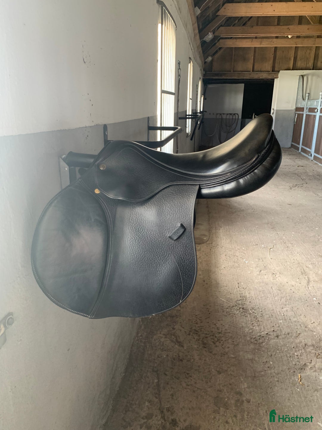Sadlar hästutrustning till salu: Gold medal 16,5t extra Wide bom - Annons 1