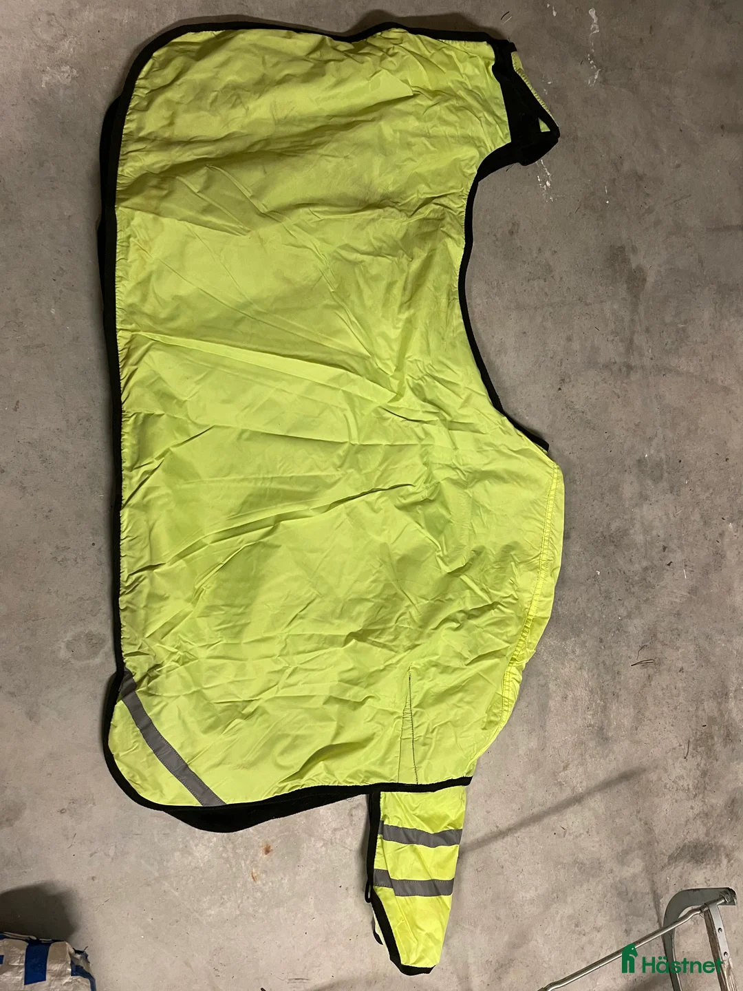 Täcken hästutrustning till salu: Ridtäcke  i Nyköping - Annons 1