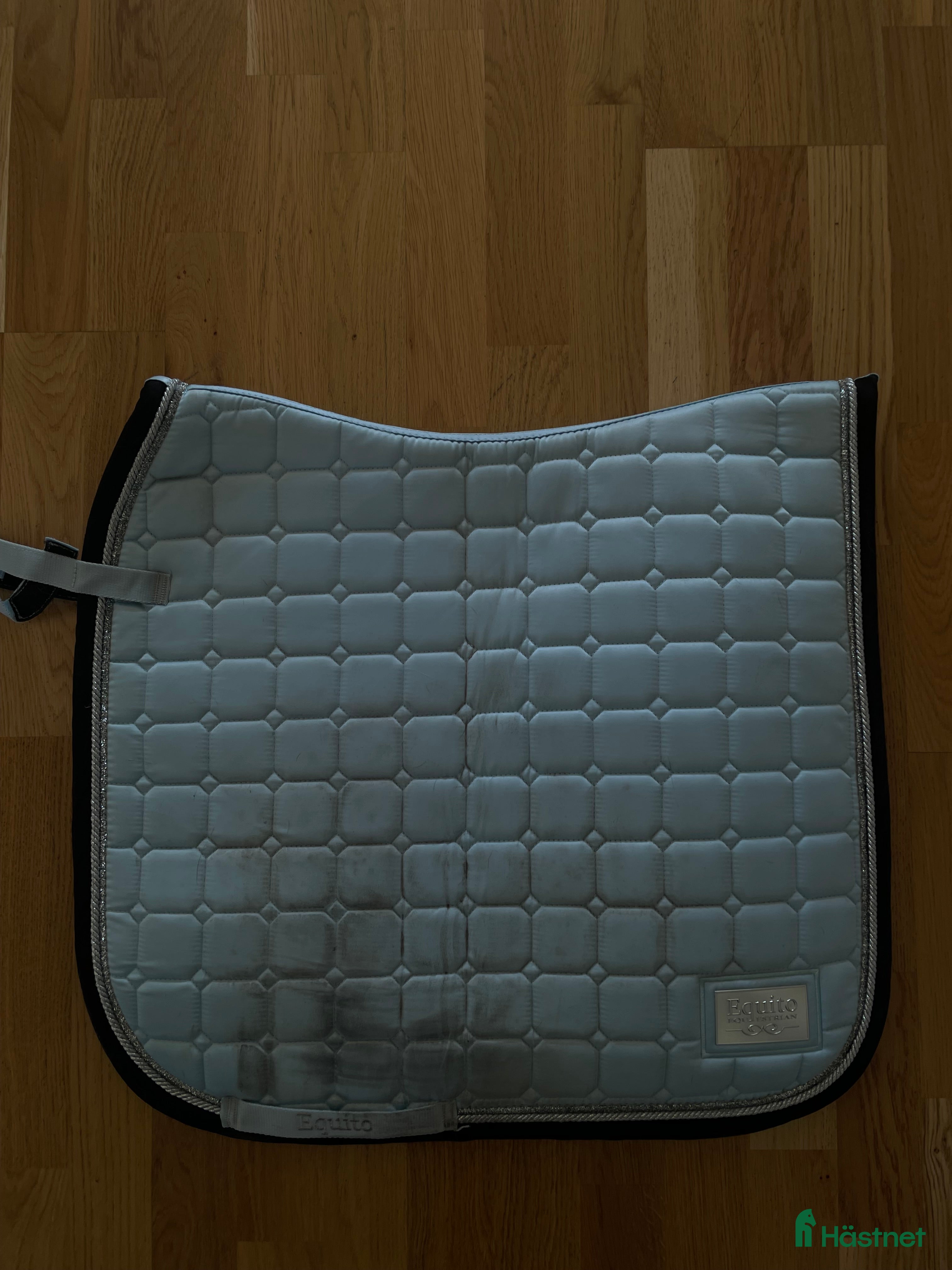 Schabrak & Vojlockar hästutrustning till salu: Equito schabrak i Knivsta - Annons 5