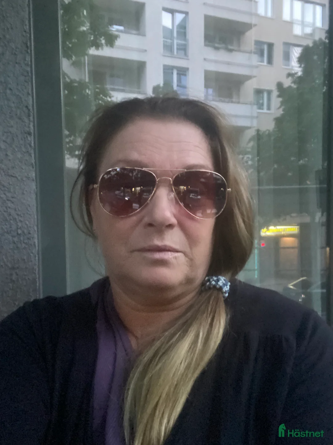 Galleribild {{count}}