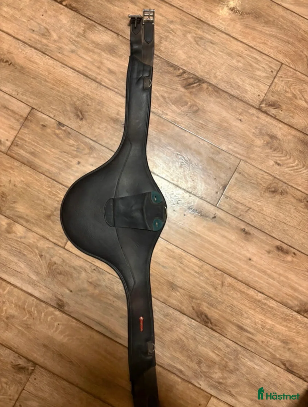 Sadeltillbehör hästutrustning till salu: Equipe Magplatta  m. Karbinhake - Annons 1