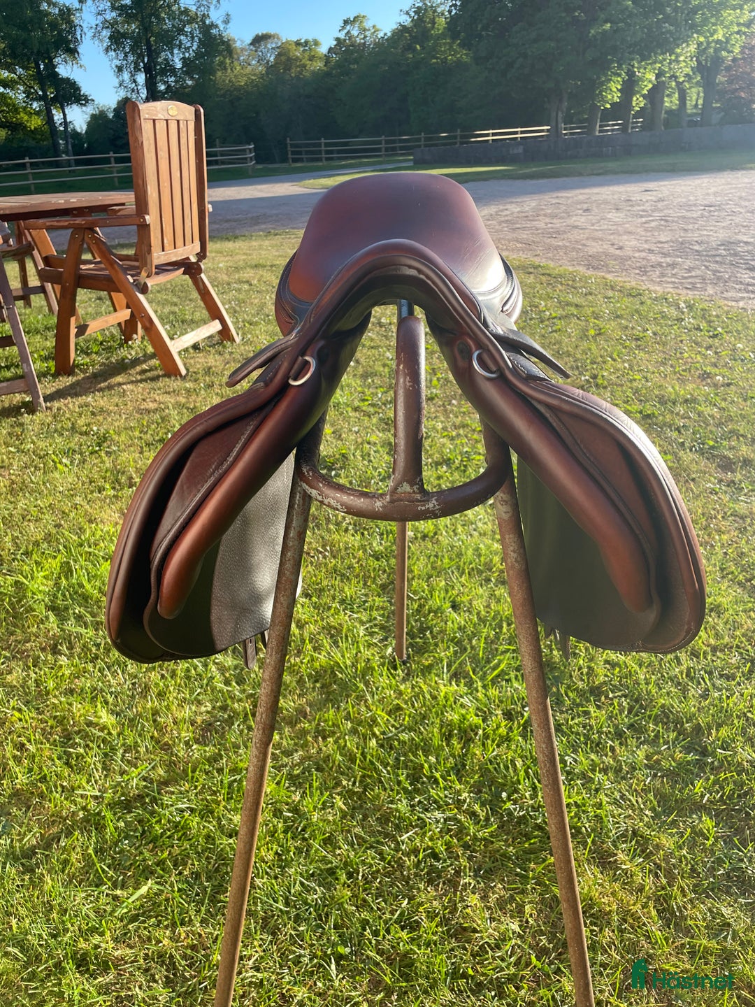 Sadlar hästutrustning till salu: Renaissance hoppsadel i Harplinge - Annons 4