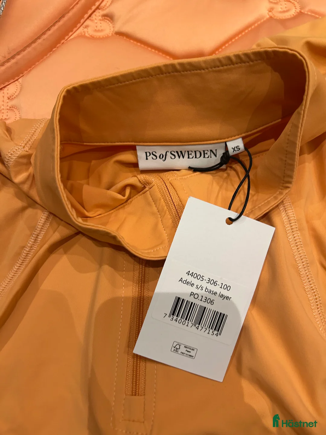 Schabrak & Vojlockar hästutrustning till salu: Orange set schabrak, boots och tröjor i Enhörna - Annons 6